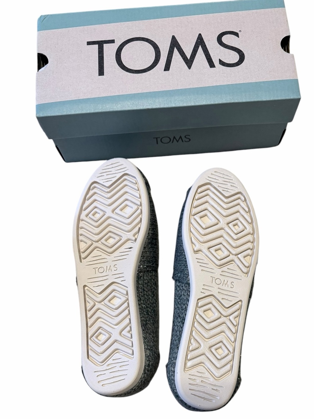 🌟🌼NIB TOMS Knit Slip-On Shoes in Heathered Gray-Green. - Picture 10 of 11